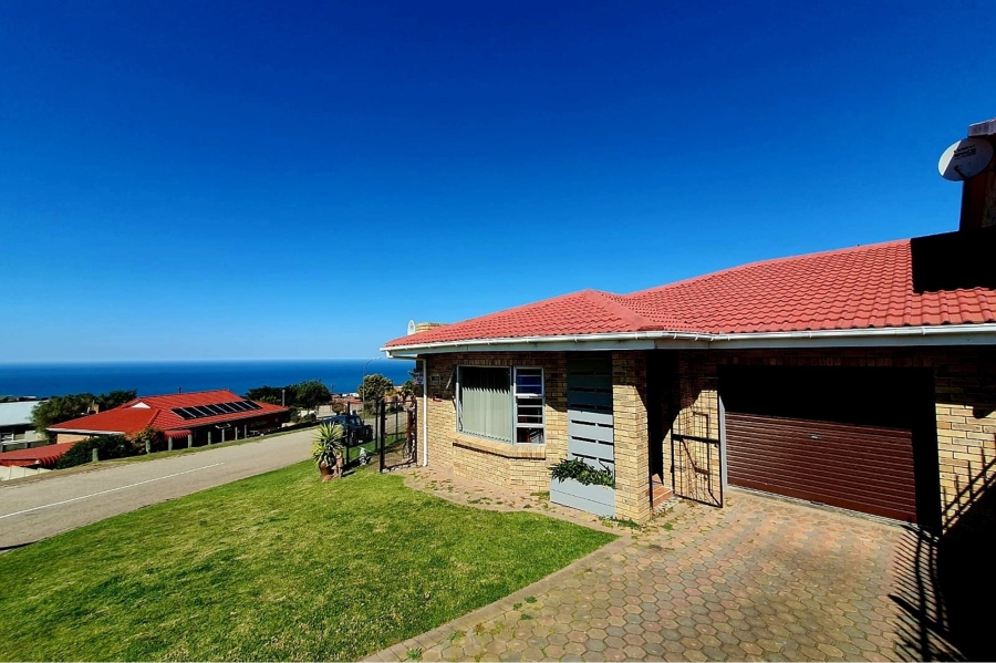 2 Bedroom Property for Sale in Dana Bay Western Cape